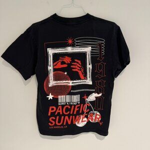 Pacific Sunwear Black and Red Graphic T-Shirt Size Small Like New